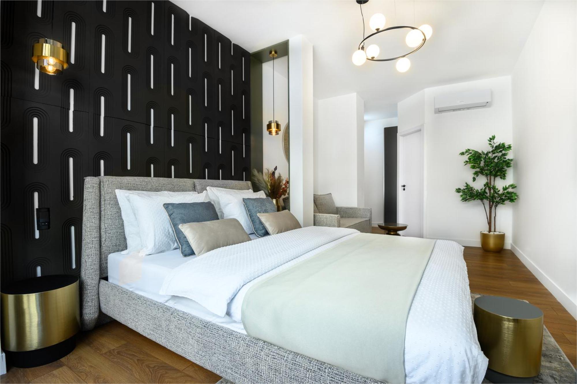 Urban Downtown Luxury Rooms And Suites Belgrado Esterno foto