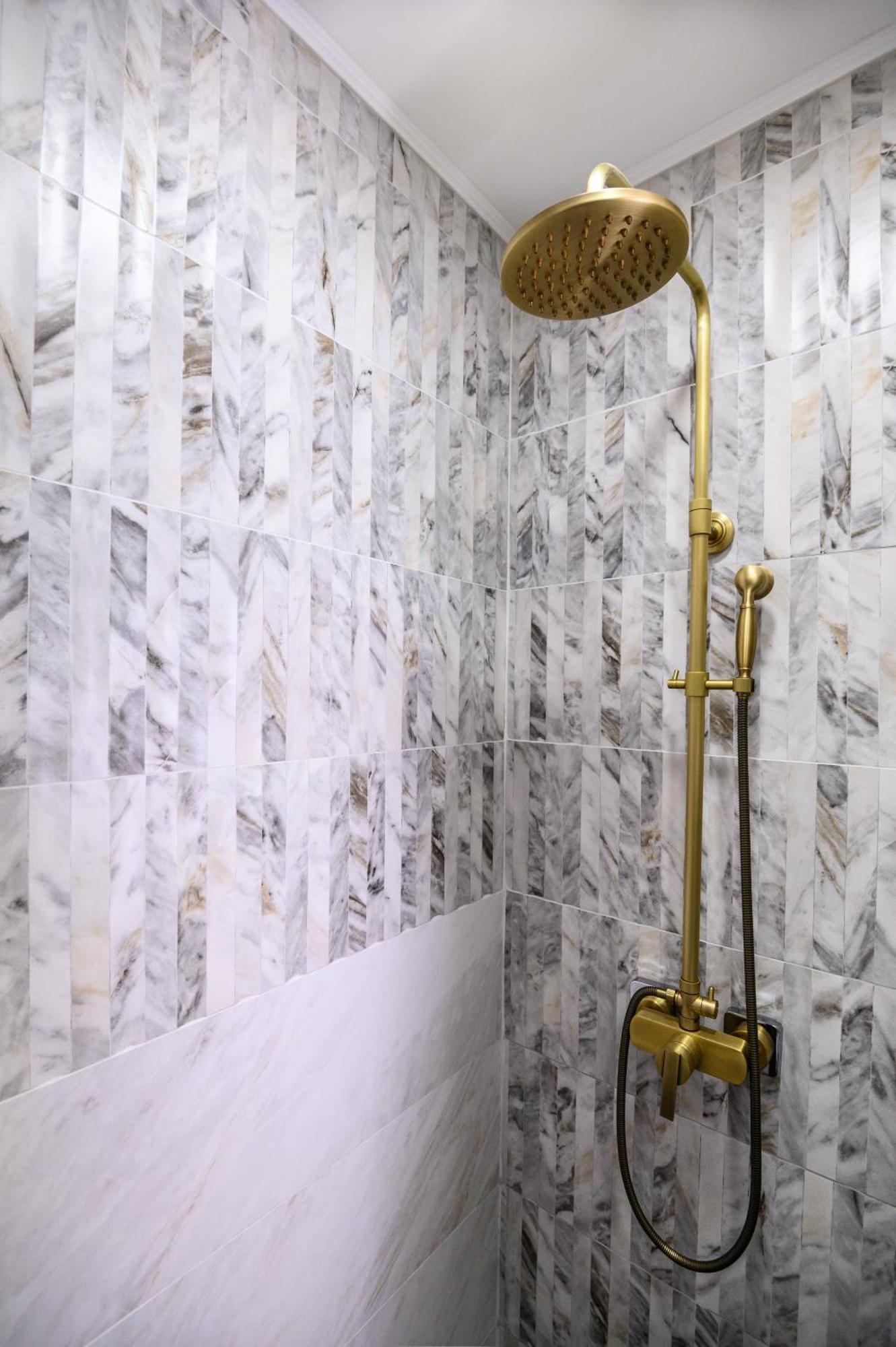 Urban Downtown Luxury Rooms And Suites Belgrado Esterno foto